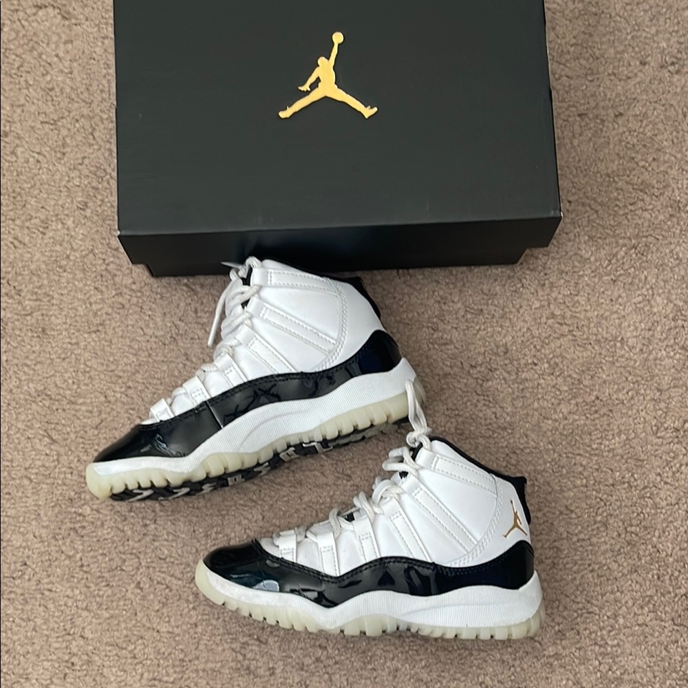 Jordan Kids Sneakers - White and Black